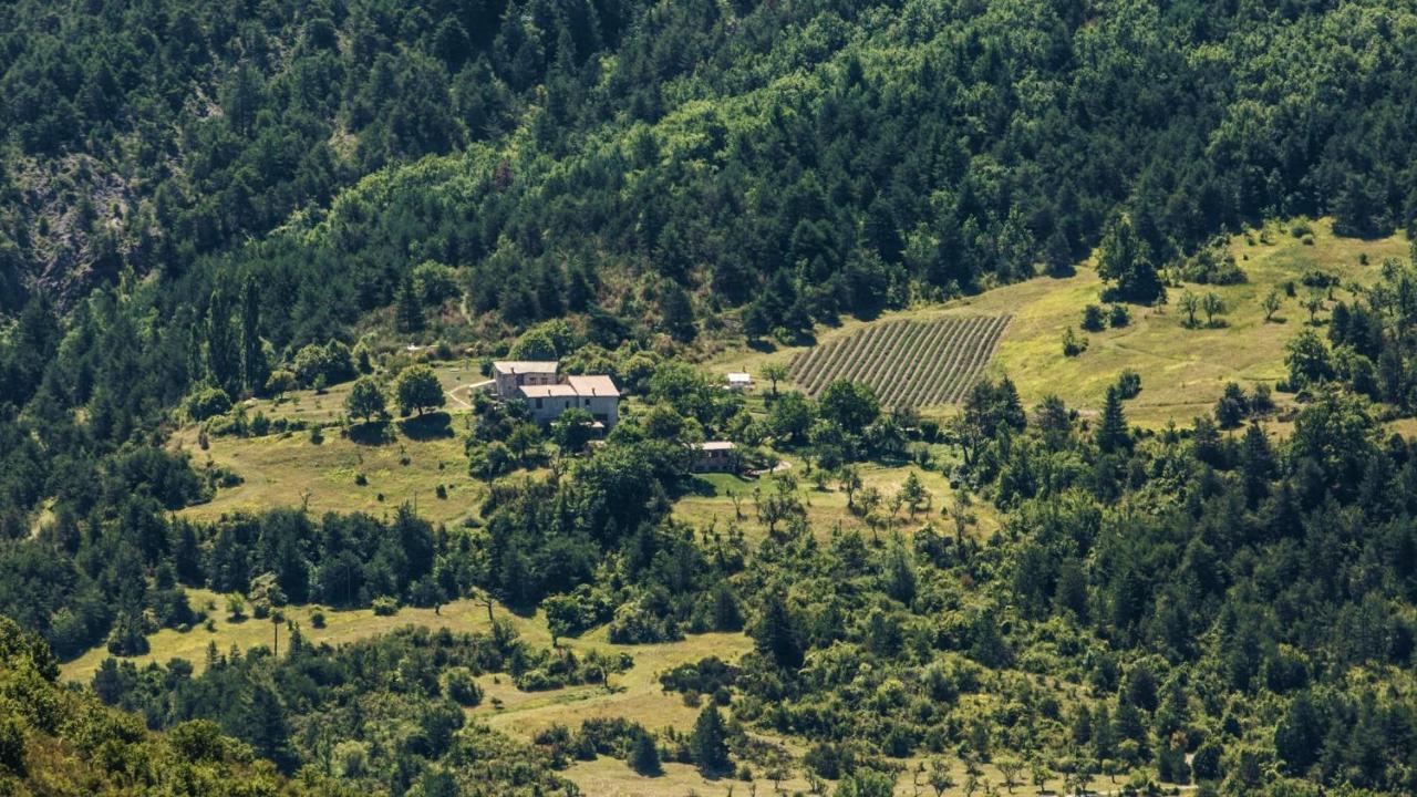 Bed and Breakfast Entre Terre Et Ciel Remuzat Екстер'єр фото