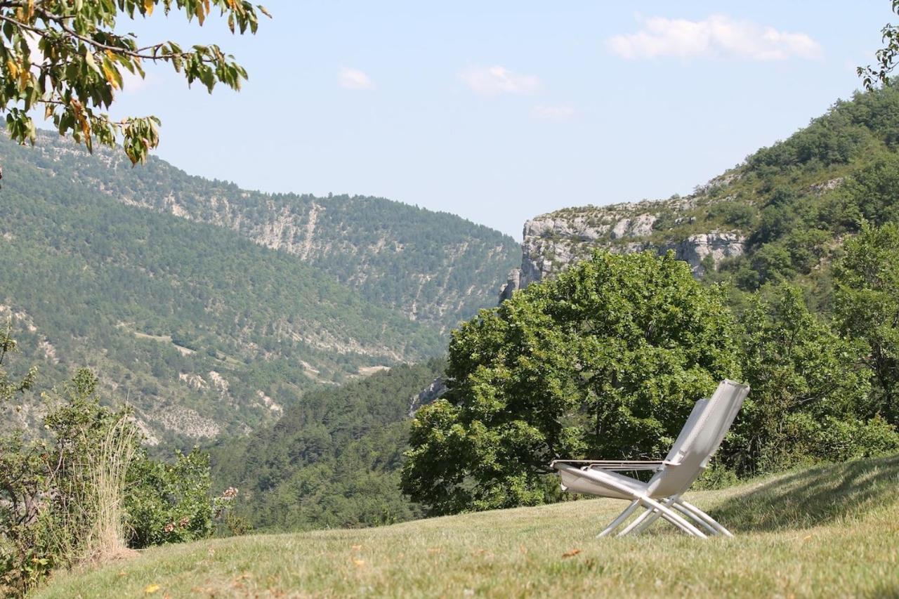 Bed and Breakfast Entre Terre Et Ciel Remuzat Екстер'єр фото